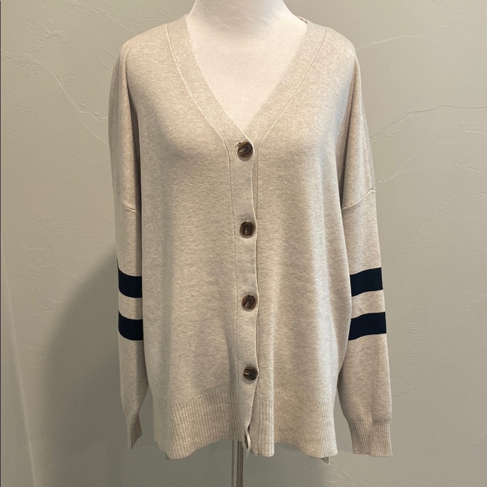 NWT, ladies oversize boyfriend sweater